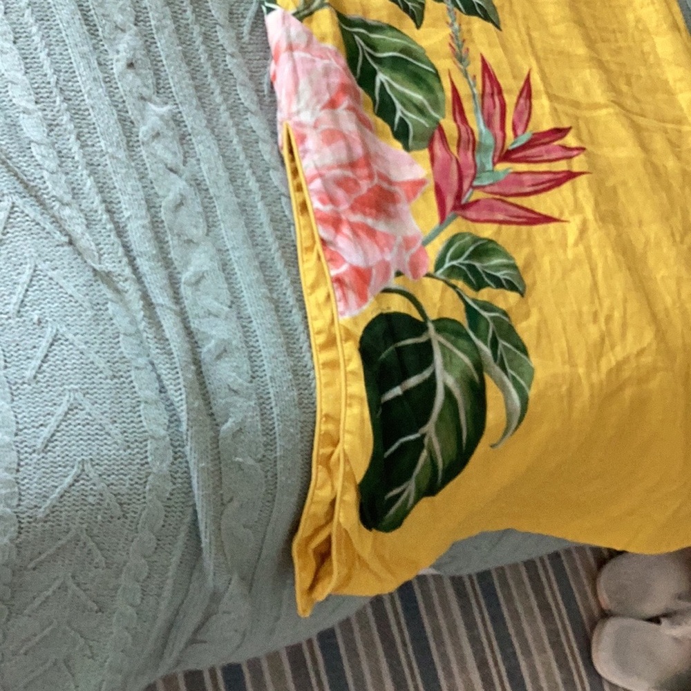 FARM Rio Yellow Floral Maxi Dress with Puff Shoulders - Picture 7 of 9